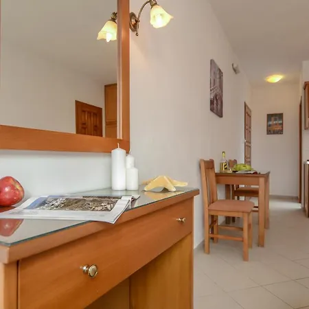 Apartment Dolphin Agia Anna (Naxos)