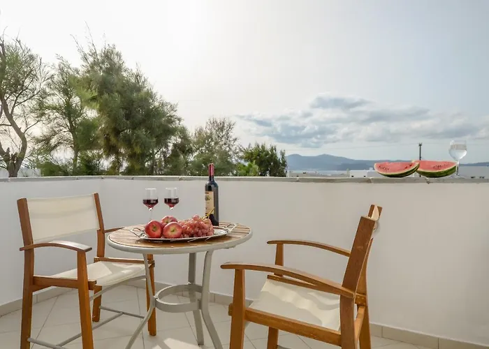 Dolphin Διαμέρισμα *